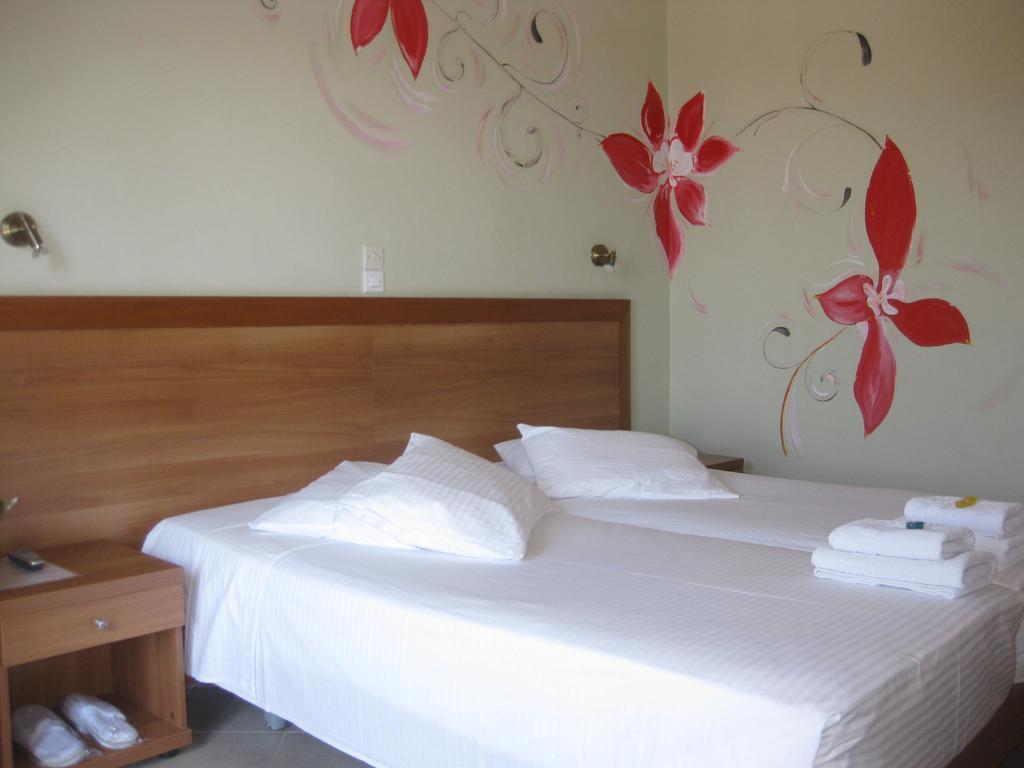 Virginia Hotel ซาโมส ภายนอก รูปภาพ
