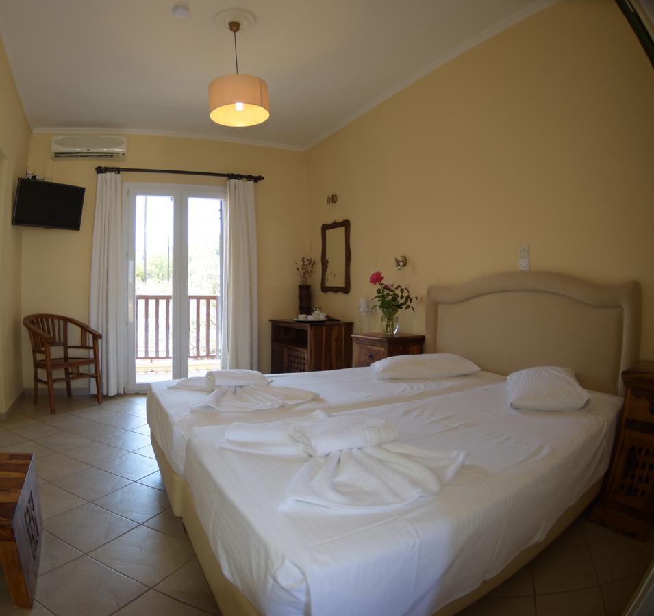 Virginia Hotel ซาโมส ภายนอก รูปภาพ